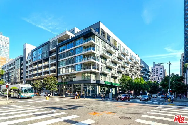 $3,900 | 801 South Grand Avenue, Unit 1503, Los Angeles, CA 90017