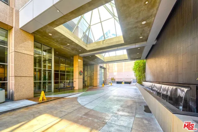 $3,900 | 801 South Grand Avenue, Unit 1503, Los Angeles, CA 90017