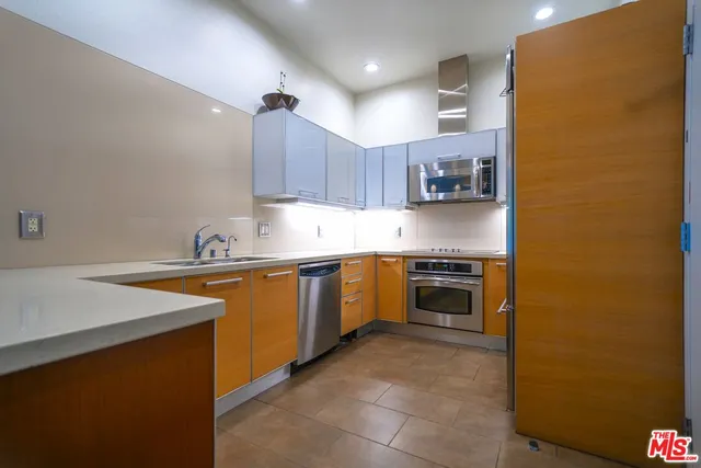 $3,900 | 801 South Grand Avenue, Unit 1503, Los Angeles, CA 90017