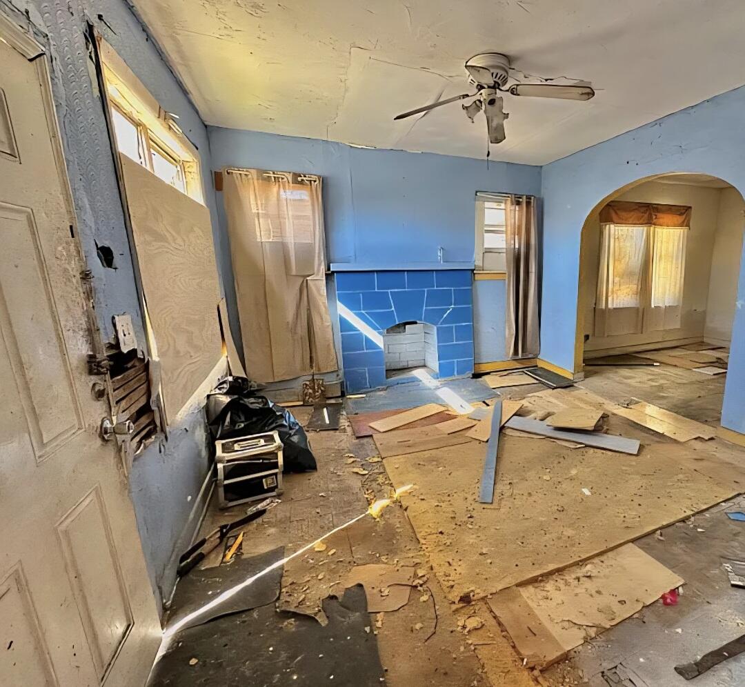 1150 West 25th Street Riviera Beach, FL 33404 - Photo 18 of 19 a view of a living room