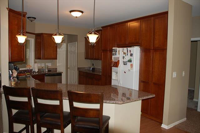 571 Ridge Point Drive Dundee, MI 48131 - Photo 7 of 20 20430934-6.JPG