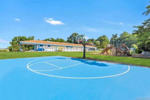 $11,000 | 22 Bayside Drive, Great Neck, NY 11023