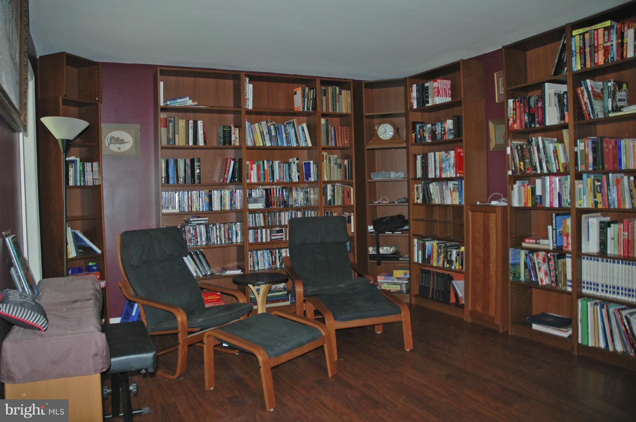 1536 Elk Forest Road Elkton, MD 21921 - Photo 13 of 23 Living Room