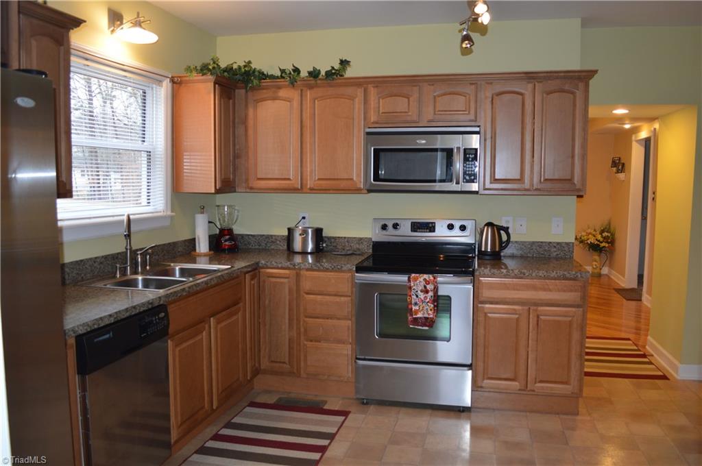 2412 Wards Gap Road Mount Airy, NC 27030 - Photo 9 of 28 Gallery Image 9