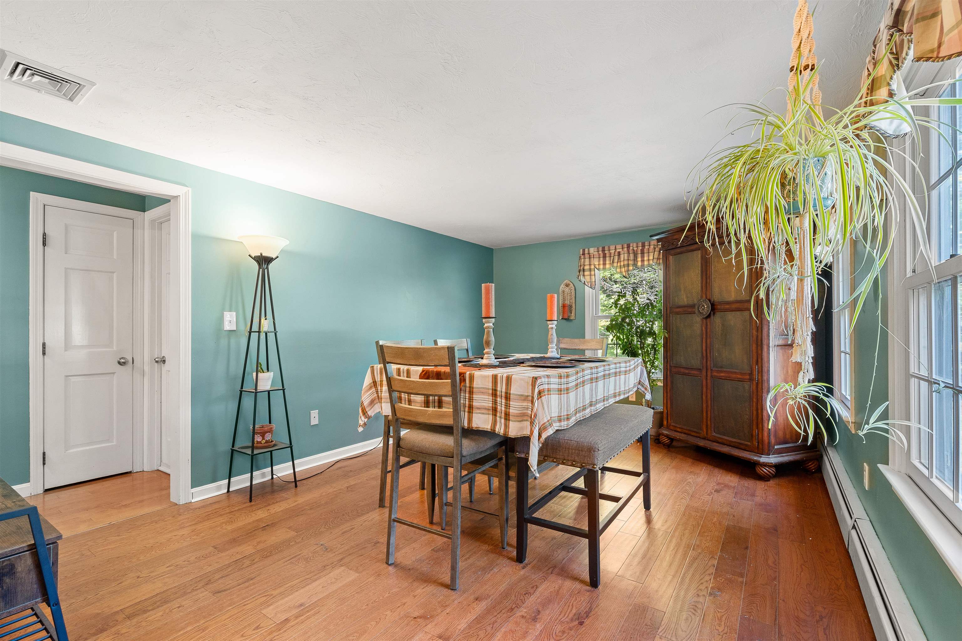 6 Garvin Road Derry, NH 03038 - Photo 11 of 23 Gallery Image 11