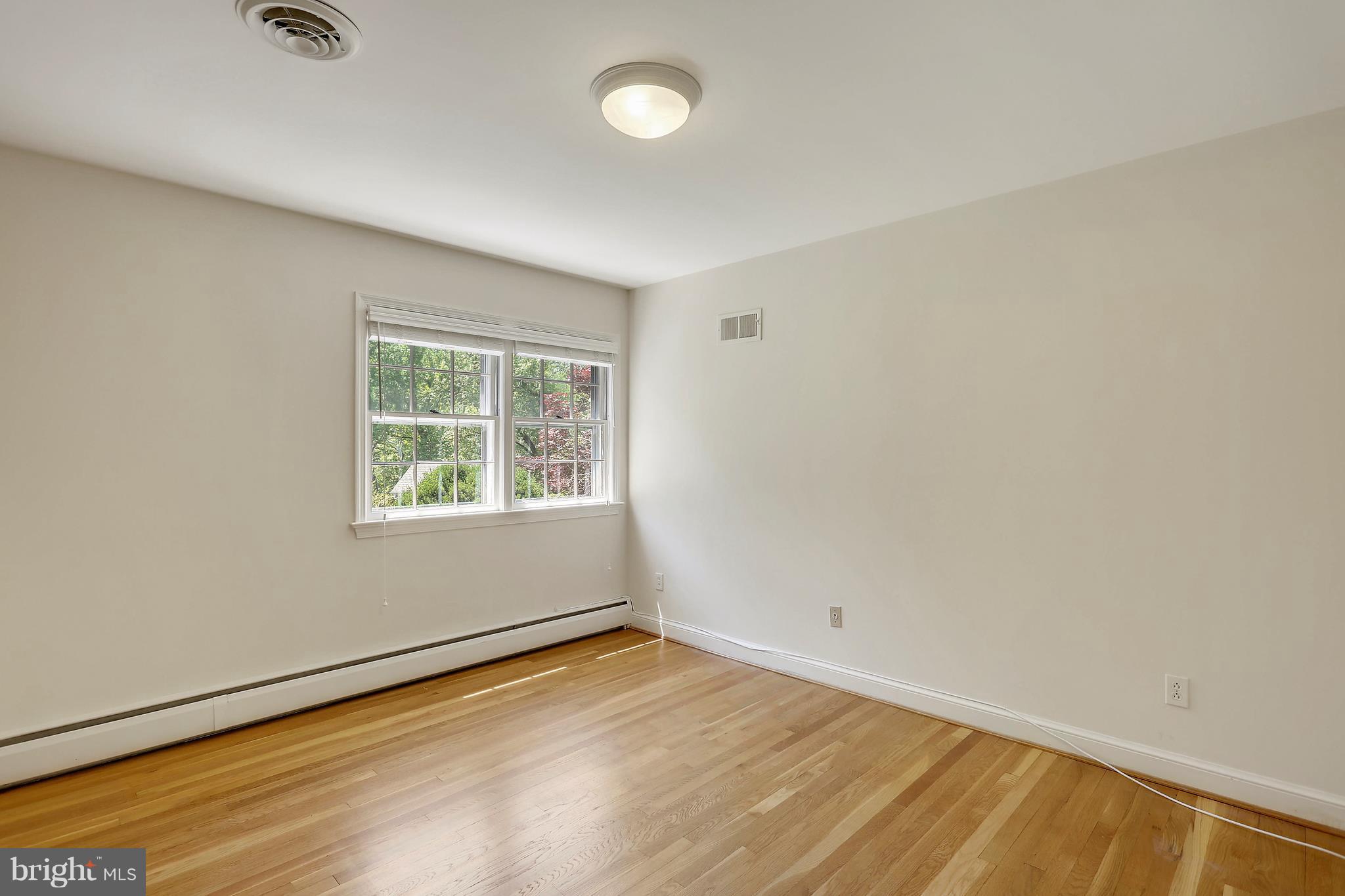 6120 Overlea Road Bethesda, MD 20816 - Photo 19 of 30 Mid-level Bedroom #2