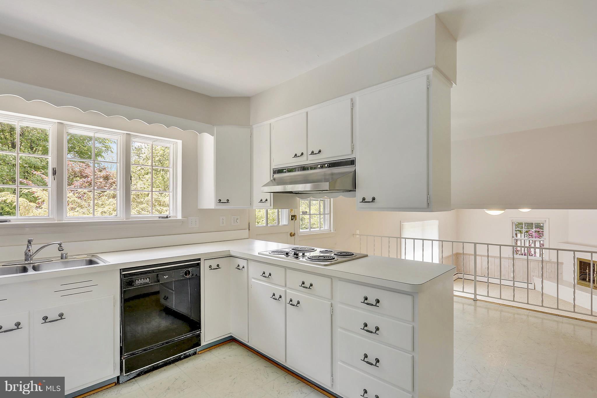 6120 Overlea Road Bethesda, MD 20816 - Photo 7 of 30 Kitchen