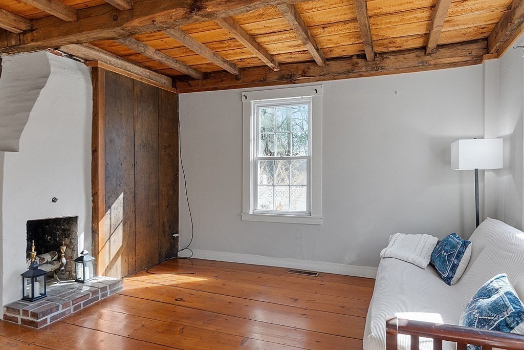 4 Lowell Road Westford, MA 01886 - Photo 21 of 36 Gallery Image 21