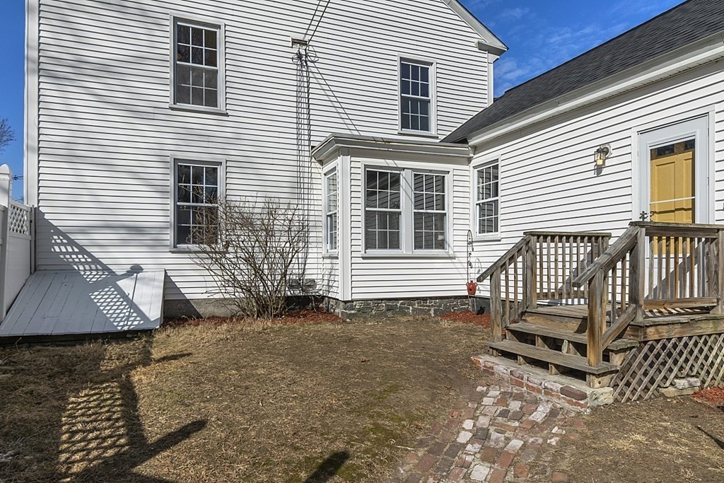 4 Lowell Road Westford, MA 01886 - Photo 4 of 36 Gallery Image 4
