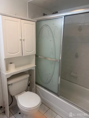 $3,800 | 13 Oakwood Drive, Parlin, NJ 08859