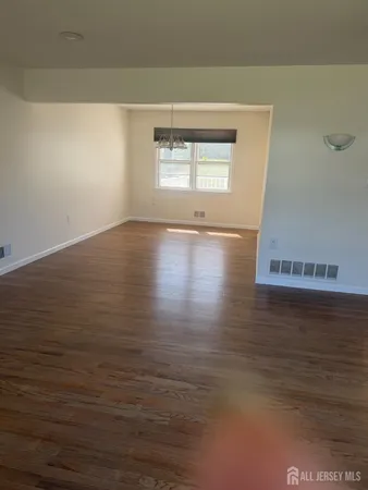 $3,800 | 13 Oakwood Drive, Parlin, NJ 08859