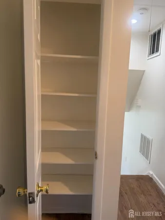 $3,800 | 13 Oakwood Drive, Parlin, NJ 08859