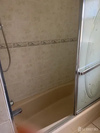 $3,800 | 13 Oakwood Drive, Parlin, NJ 08859