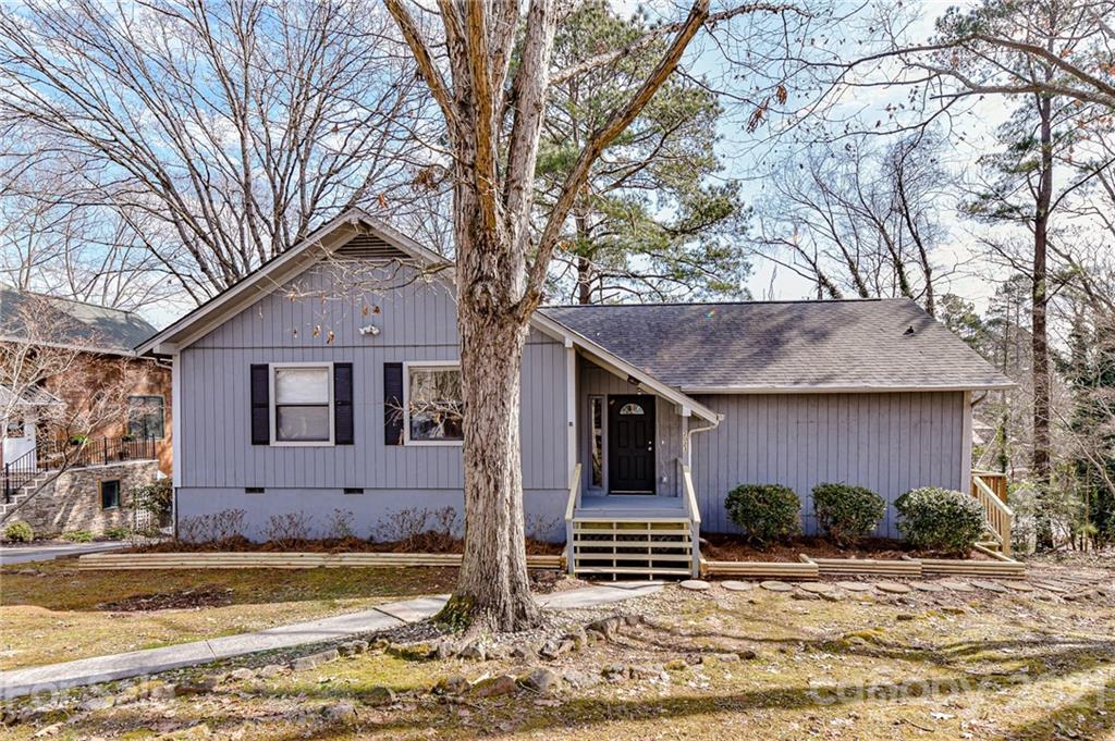 2023 Marquesas Avenue Tega Cay, SC 29708 - Photo 2 of 30
