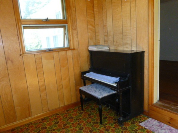 350 Florence Road Northampton, MA 01062 - Photo 4 of 16