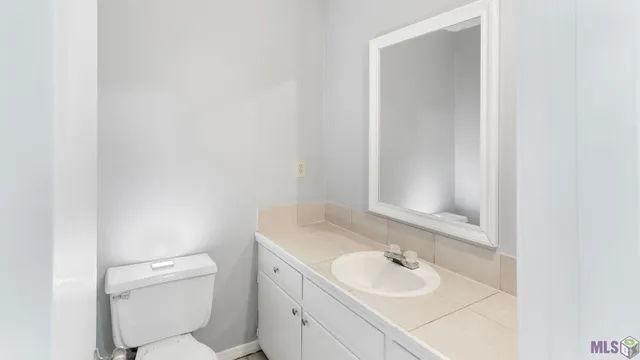 $900 | 12240 Jackson Road, Unit 8B, St. Francisville, LA 70775