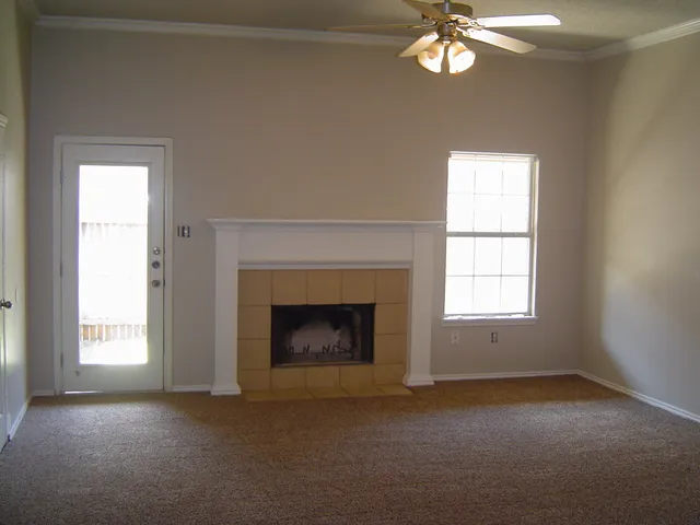 $1,475 | 6542 86th Street, Lubbock, TX 79424
