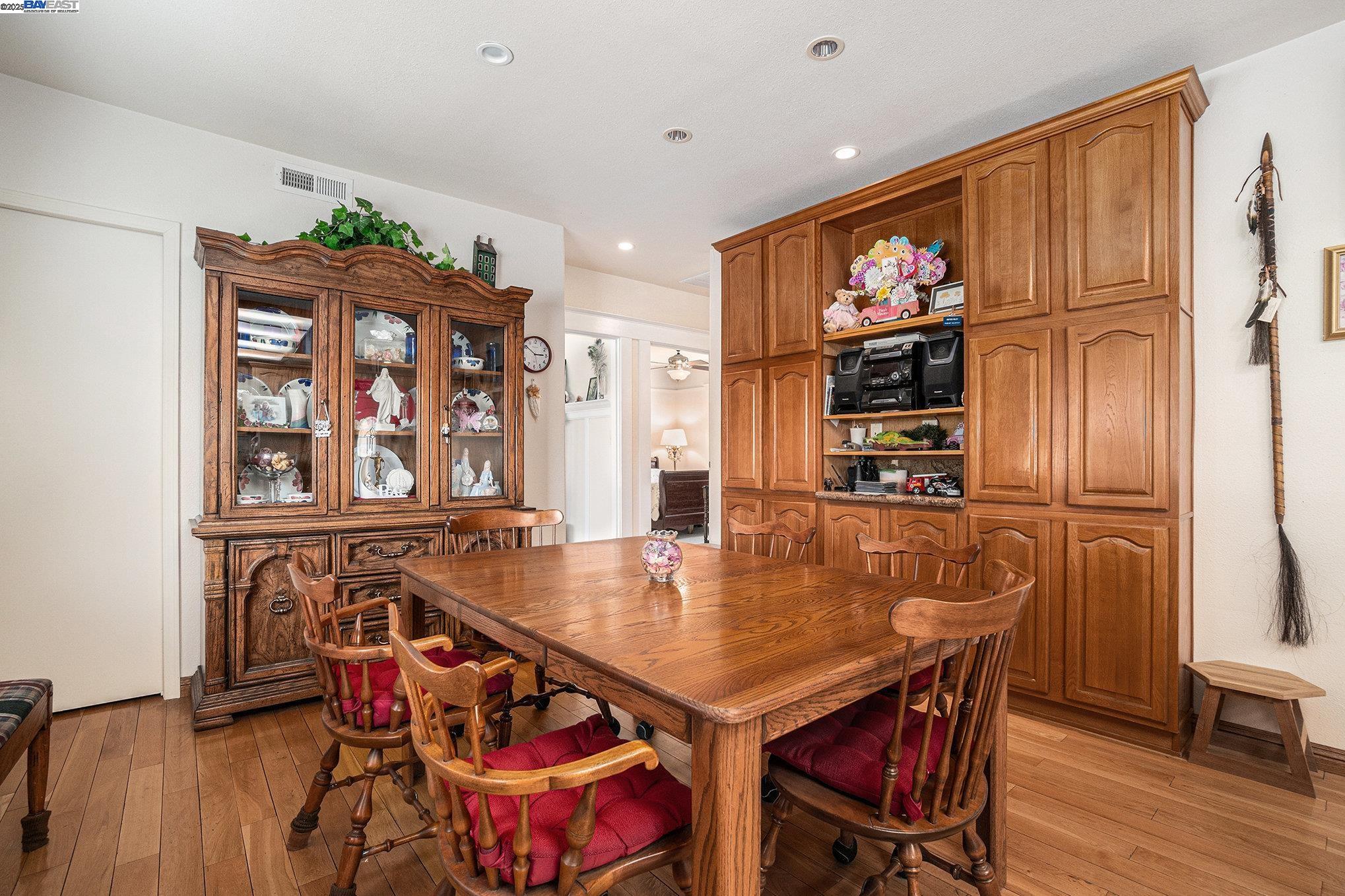 5799 Nortonville Road Pittsburg, CA 94565 - Photo 16 of 59 a dining room with furniture and window