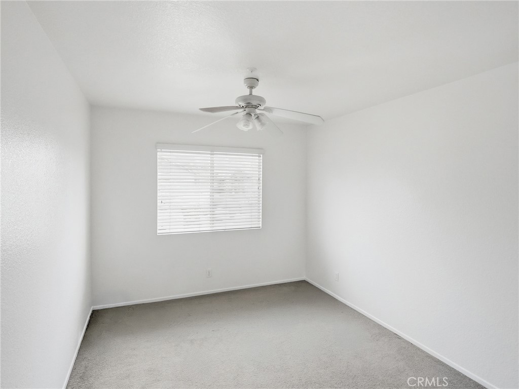 15689 Swan Road Fontana, CA 92337 - Photo 16 of 35 Bedroom 2