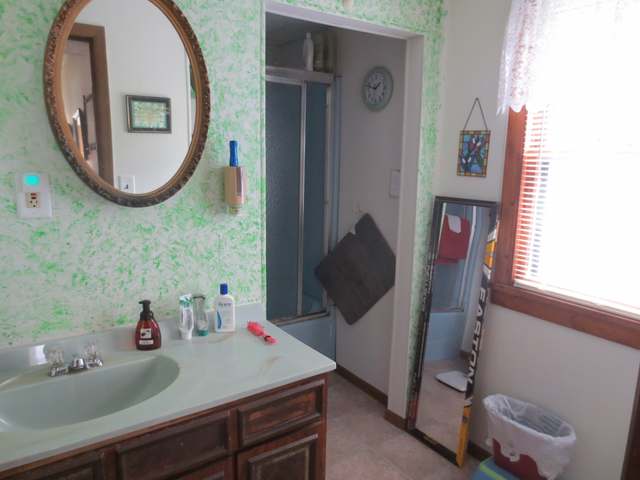 402 Iverson Street Rhinelander, WI 54501 - Photo 7 of 17 Gallery Image 7