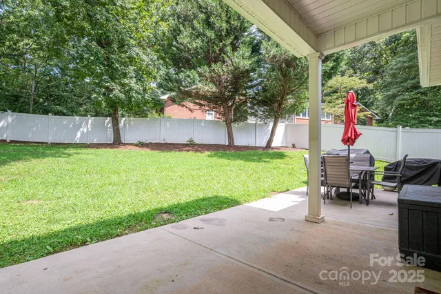 $460,000 | 1261 10th St Place Northwest, Unit 34, Hickory, NC 28601