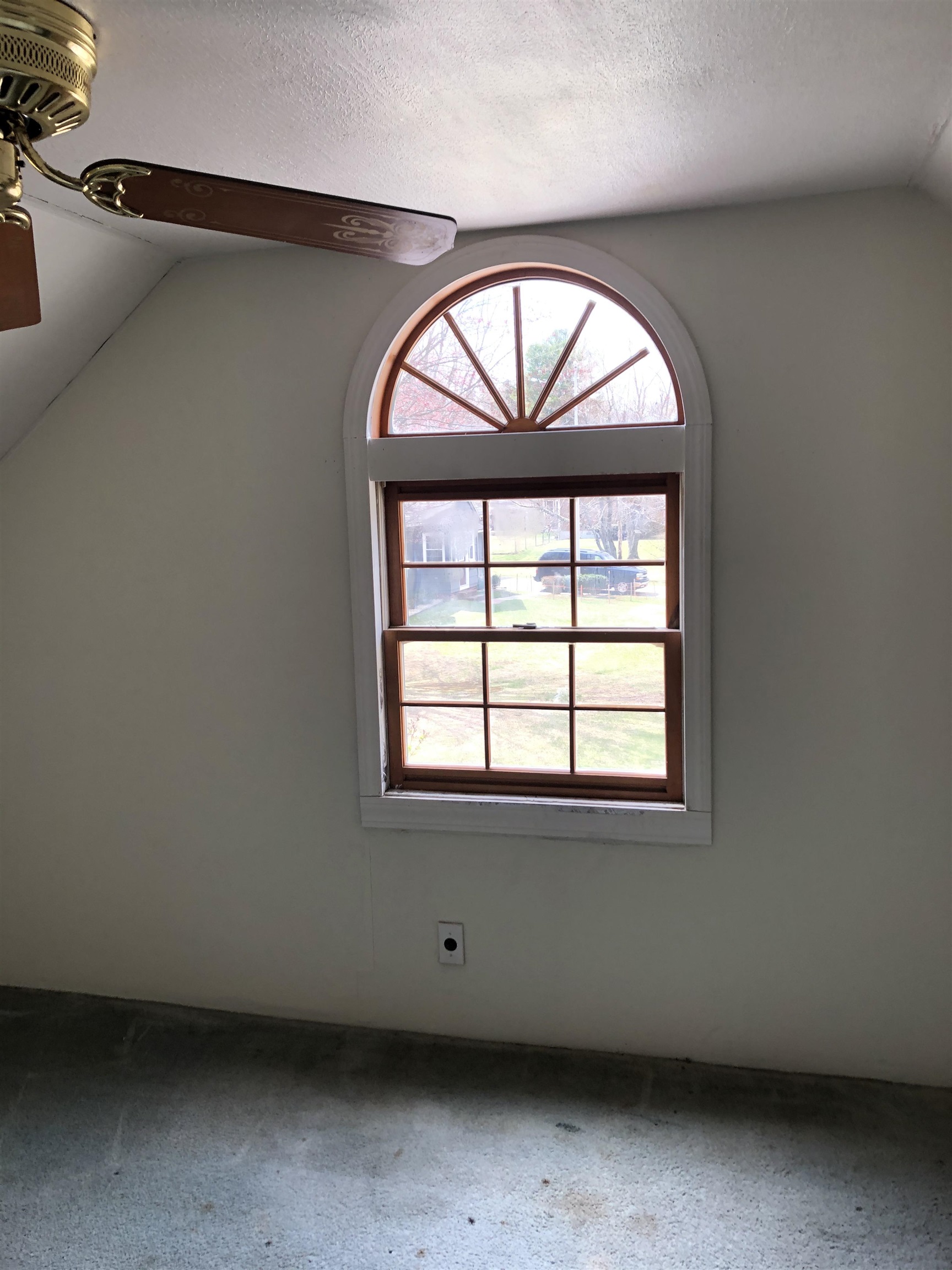 8 Valesca Lane Salem, NH 03079 - Photo 5 of 15