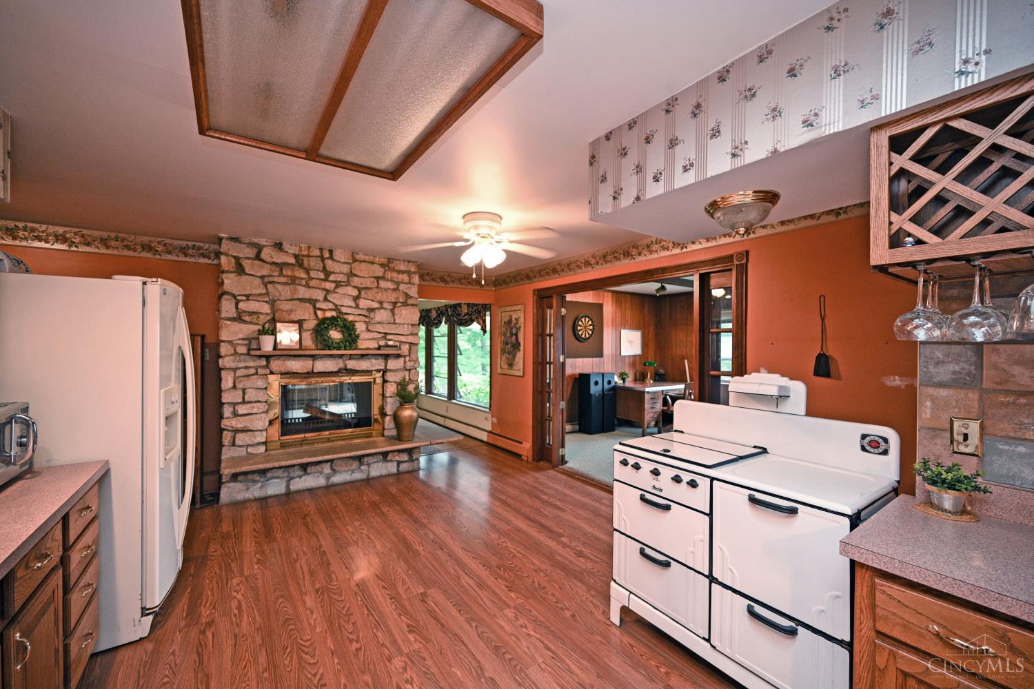 7522 East Miami River Road Cincinnati, OH 45247 - Photo 13 of 57