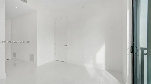 $5,800 | 301 Altara Avenue, Unit 801, Coral Gables, FL 33146