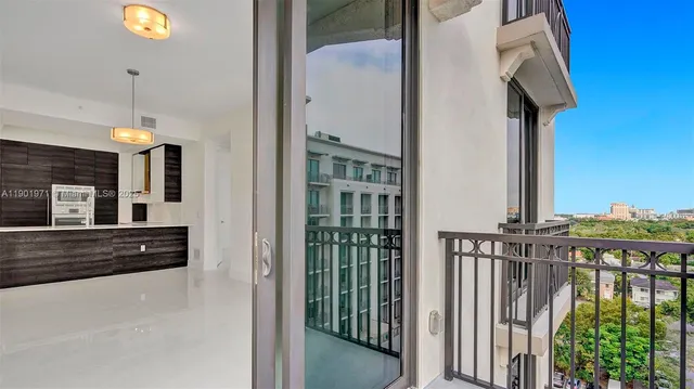 $5,800 | 301 Altara Avenue, Unit 801, Coral Gables, FL 33146