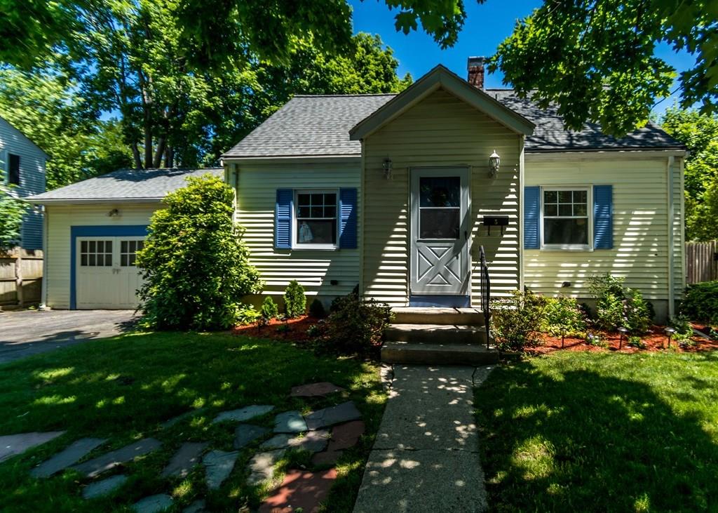 5 Canterbury Road Waltham, MA 02453 - Photo 1 of 35 Gallery Image 1