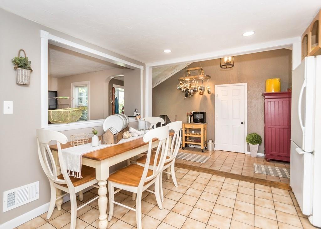5 Canterbury Road Waltham, MA 02453 - Photo 7 of 35 Gallery Image 7