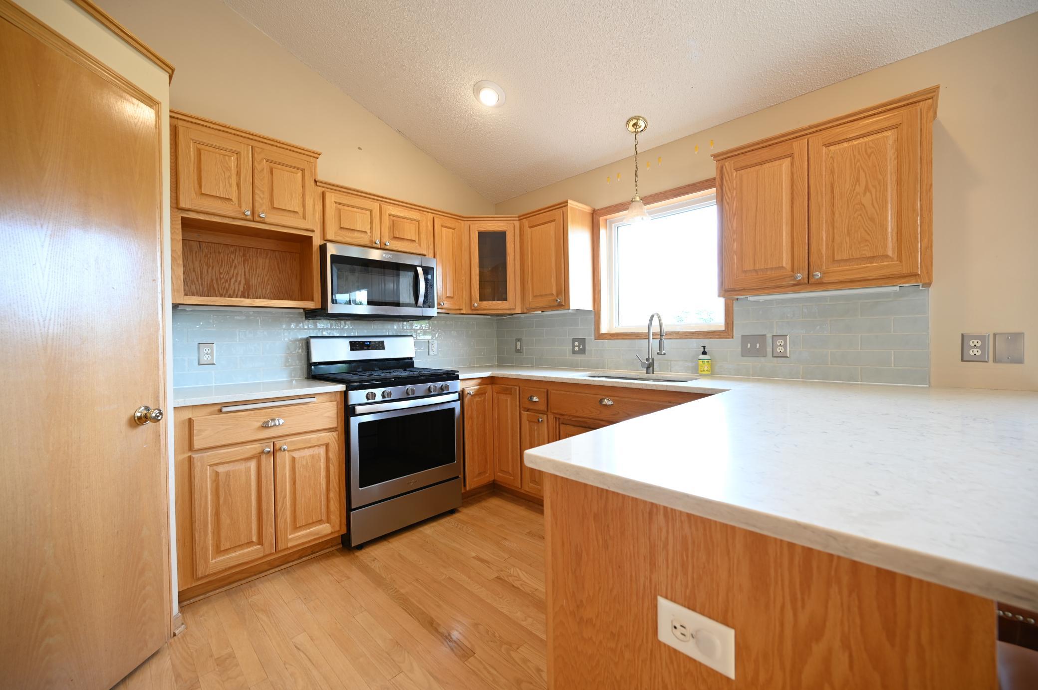 20247 Lake Ridge Drive Prior Lake, MN 55372 - Photo 11 of 42