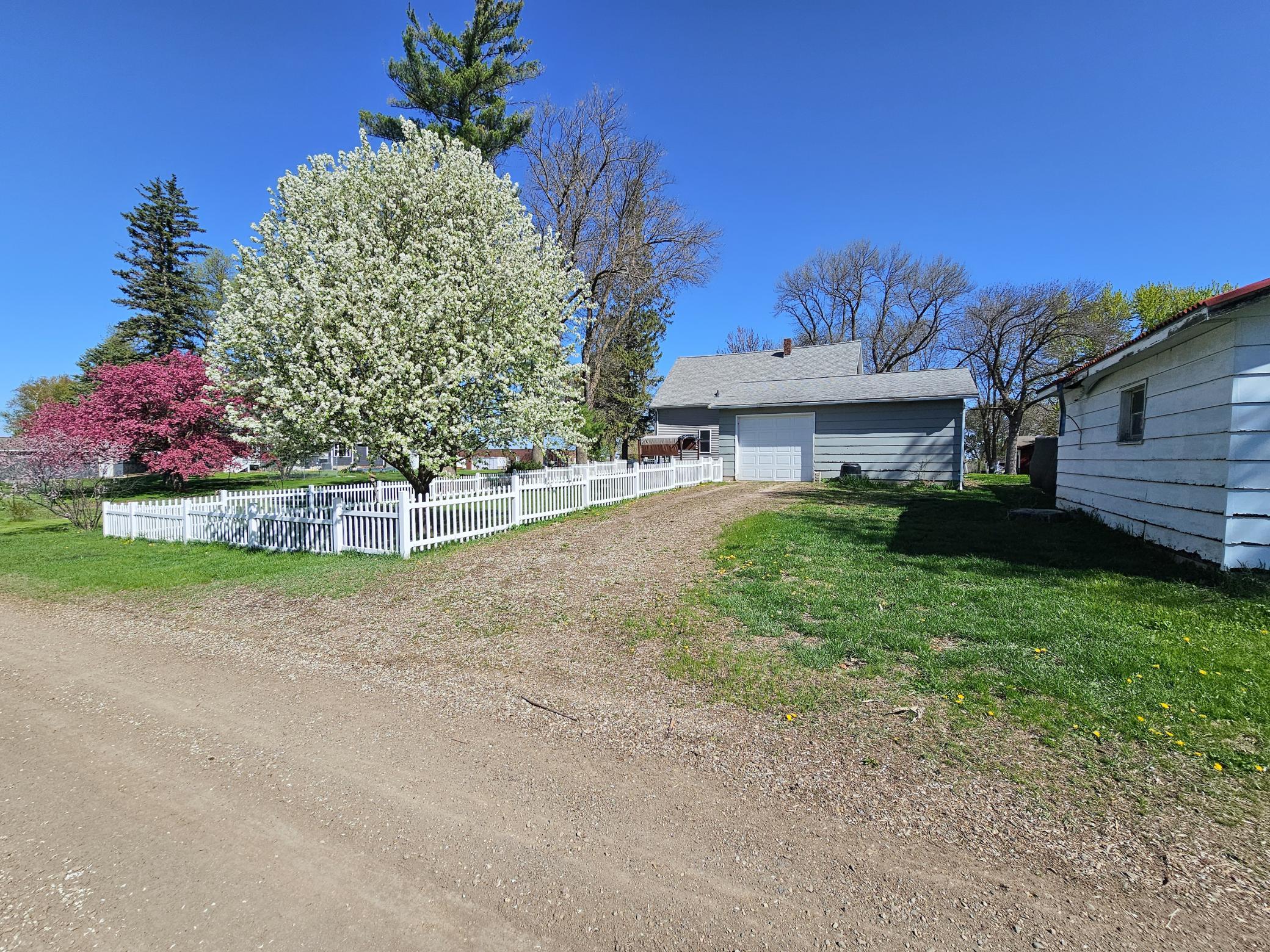 606 2nd Street Lucan, MN 56255 - Photo 33 of 39