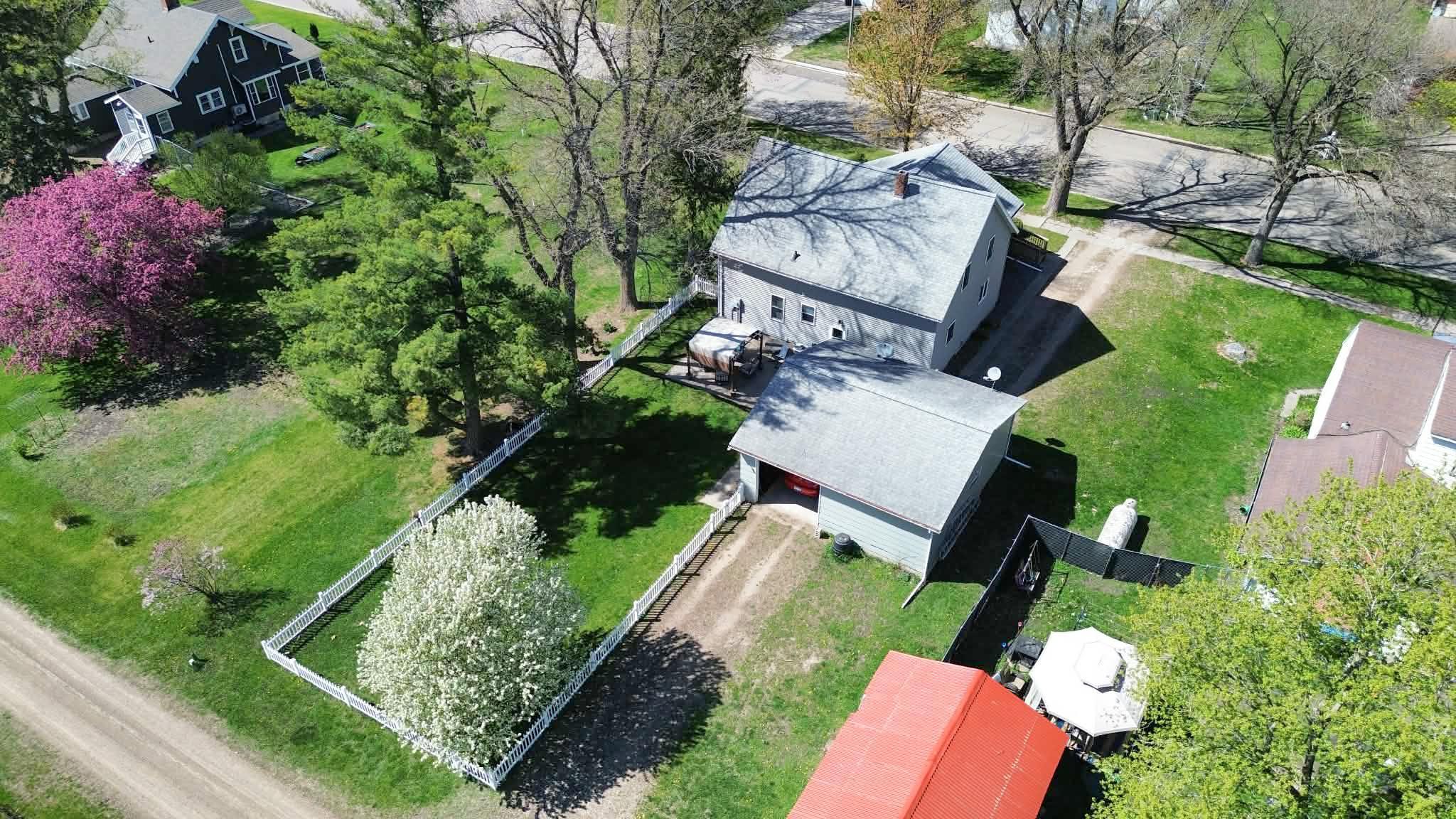 606 2nd Street Lucan, MN 56255 - Photo 36 of 39