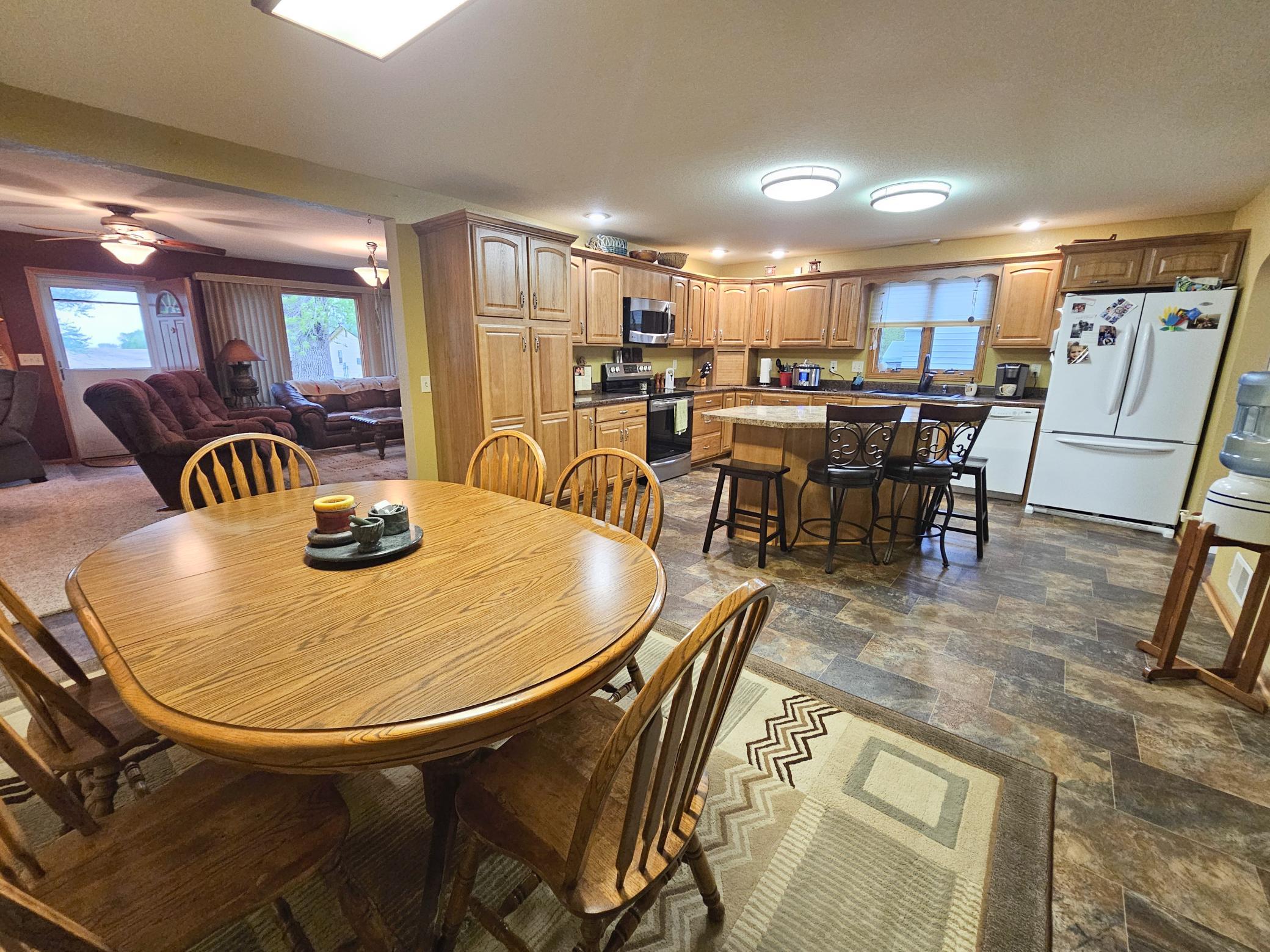 606 2nd Street Lucan, MN 56255 - Photo 9 of 39
