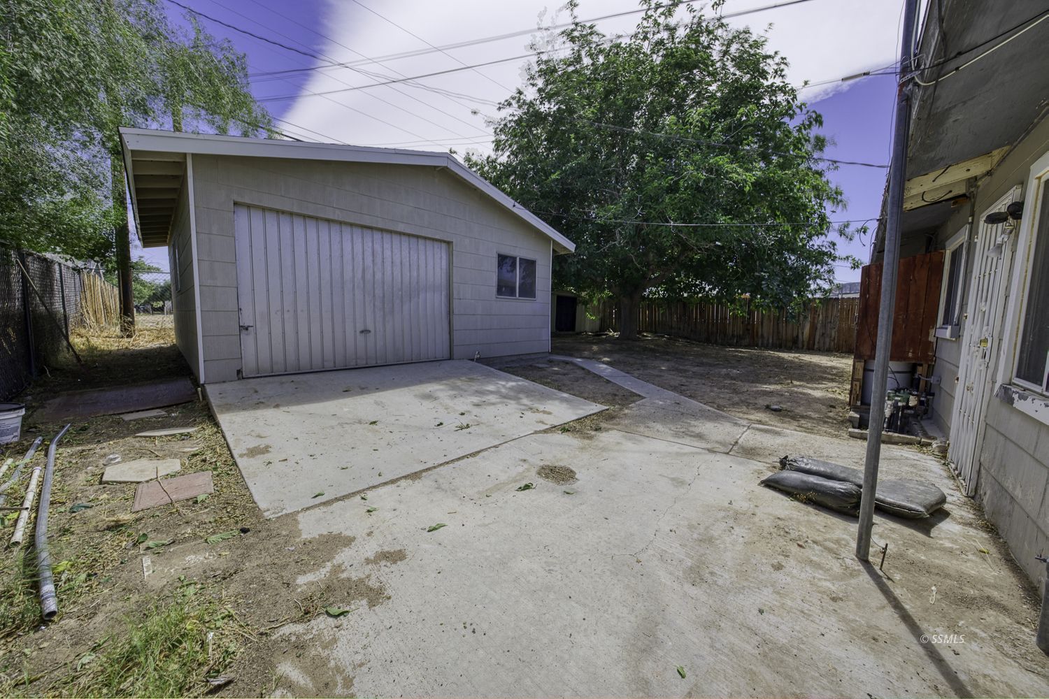 1021 West Langley Avenue Ridgecrest, CA 93555 - Photo 5 of 27