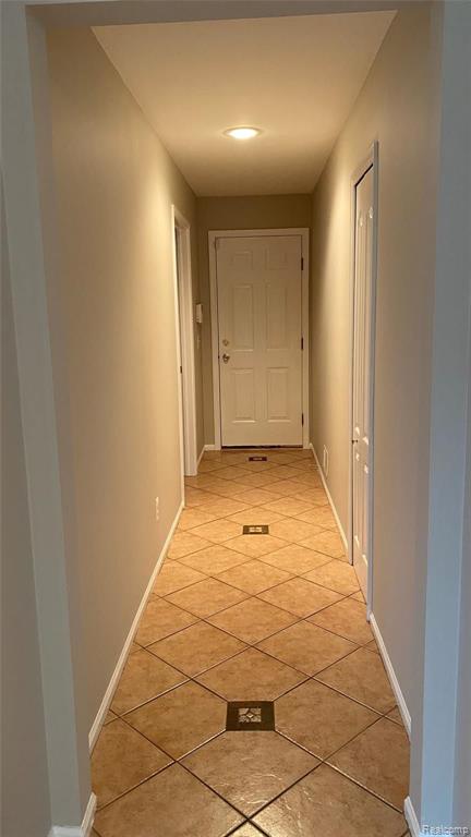 1606 Nadine Rochester, MI 48307 - Photo 10 of 33