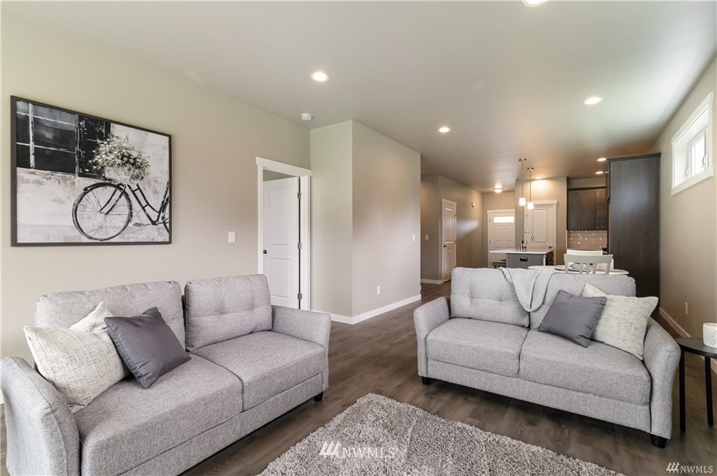 6934 Red Ridge Drive, Unit B Lynden, WA 98264 - Photo 17 of 34 a living room with furniture and a couch