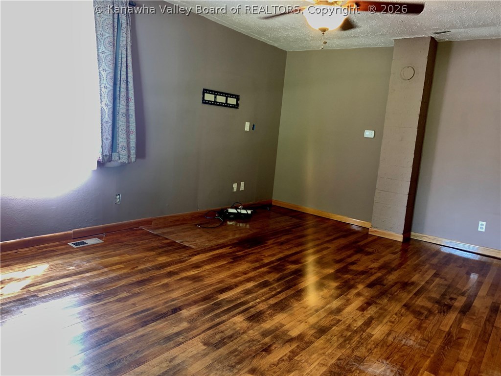 5497 Jerrys Run Road Apple Grove, WV 25502 - Photo 8 of 21 Living room 17'7" x 12' 11"