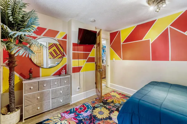 $210,000 | 309 Sidney Street East, St. Paul, MN 55107