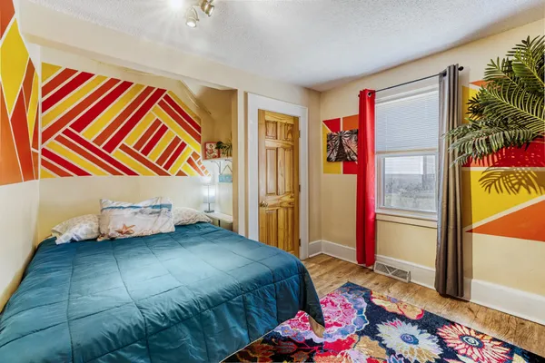 $210,000 | 309 Sidney Street East, St. Paul, MN 55107