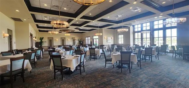 $2,000 | 7005 River Hammock Drive, Unit 305, Bradenton, FL 34212