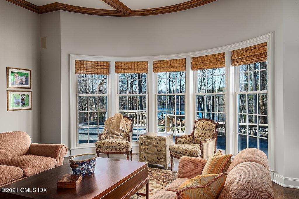 41 Alpine Road Greenwich, CT 06830 - Photo 17 of 32 FAMILY ROOM