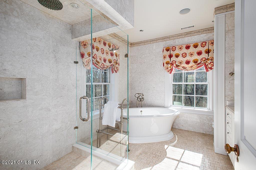 41 Alpine Road Greenwich, CT 06830 - Photo 20 of 32 PRIMARY BATHROOM #2