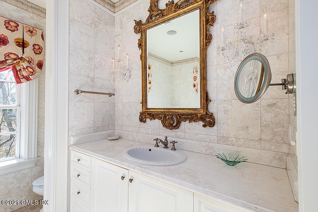 41 Alpine Road Greenwich, CT 06830 - Photo 21 of 32 PRIMARY BATHROOM #2