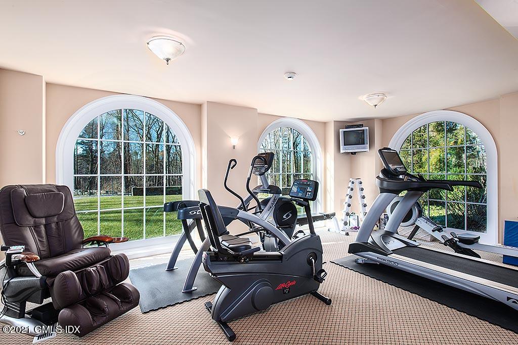 41 Alpine Road Greenwich, CT 06830 - Photo 26 of 32 EXERCISE ROOM