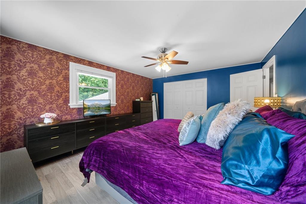 230 McWilliams Road Trafford, PA 15085 - Photo 43 of 50 Custom wallpaper - the colors are more beautiful in person.