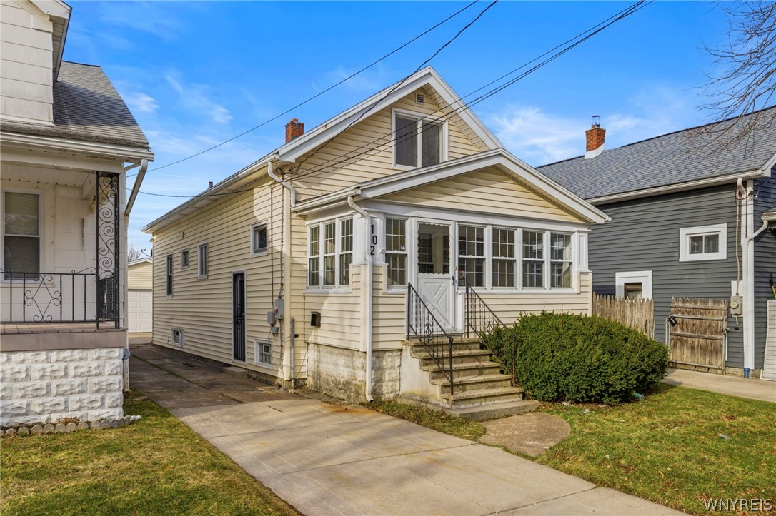 102 Rosedale Street Buffalo, NY 14207 - Photo 2 of 33