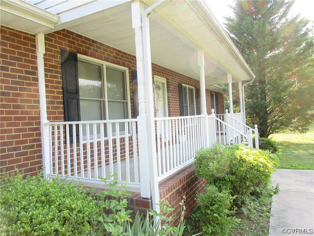 3029 Davis Mill Road Goochland, VA 23063 - Photo 6 of 42 Gallery Image 6