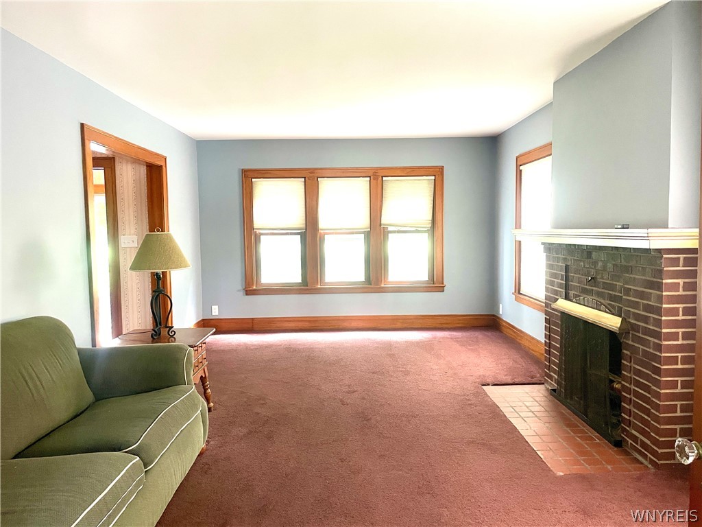 145 Potters Road Buffalo, NY 14220 - Photo 4 of 32